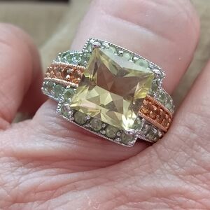Silver Tone Square Cut Light Green Glass Ring